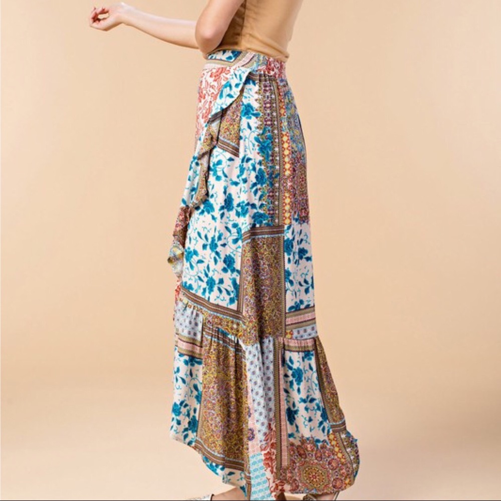 MAGGIE Print Maxi Skirt - Picture 3 of 3
